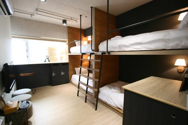 غرفة رباعية بأربعة أسرّة بحمام مشترك، Nk Hostel 2/2