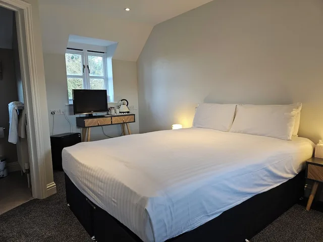 غرفة تنفيذية بسرير كينج، MARSH FARM HOTEL 3/4