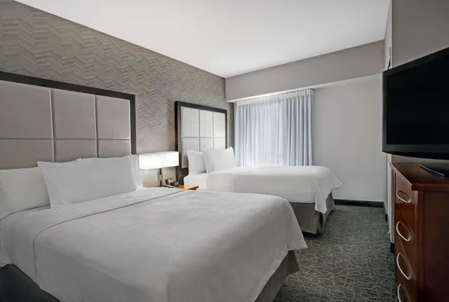 2 Bedrooms, 1 King or 2 Double Beds, Accessible، Homewood Suites By Hilton Chicago Lincolnshire 3/7