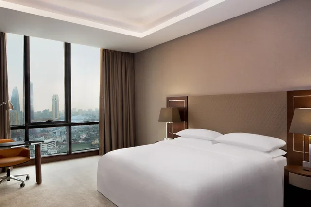 Deluxe, King Bed, Sheraton Grand Istanbul Atasehir 3/10