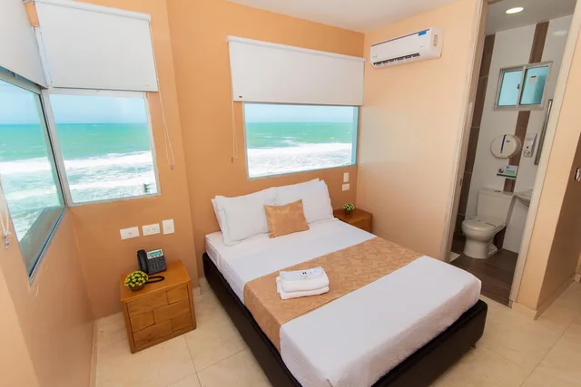 غرفة بسرير مزدوج بإطلالة على البحر، Hotel Aixo Suites By Geh Suites 2/7