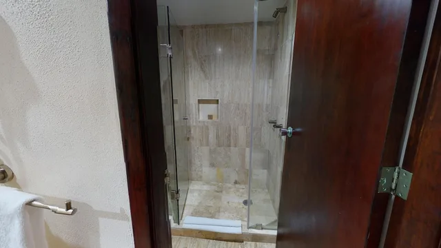 غرفة ملكية بسريرين مزدوجين بإطلالة على البحر، Park Royal Beach Ixtapa All Inclusive 7/8