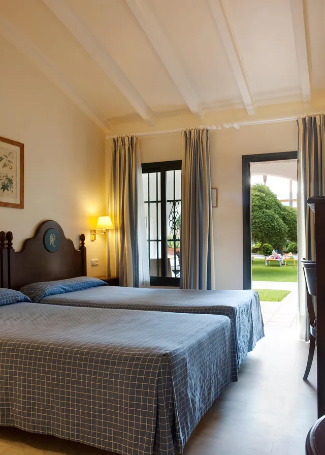 Room, Double Bed, Playa de La Luz 3/6