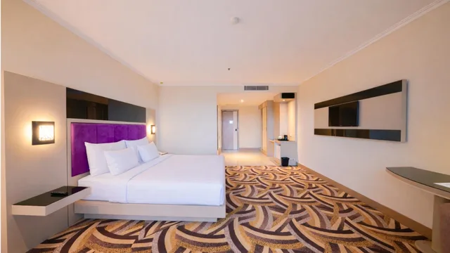 غرفة ديلوكس بسرير مزدوج، Ayola Sentosa Palembang 1/1