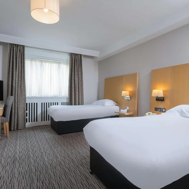 غرفة قياسية ثلاثية، Park Inn by Radisson Shannon Airport 4/9