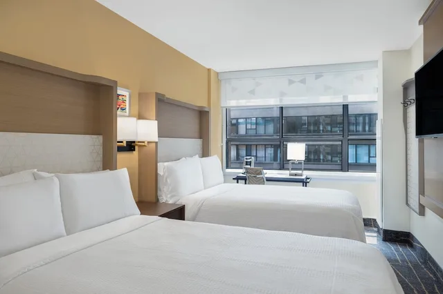 غرفة قياسية بسرير فردي، HOLIDAY INN TORONTO DOWNTOWN CENTRE 1/10