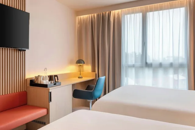 غرفة ديلوكس بسريرين منفصلين، Courtyard By Marriott Paris Saint Denis 4/9
