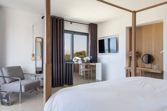 Junior Suite, Double Bed, Sea View, Lena Mare Boutique Hotel 3/10
