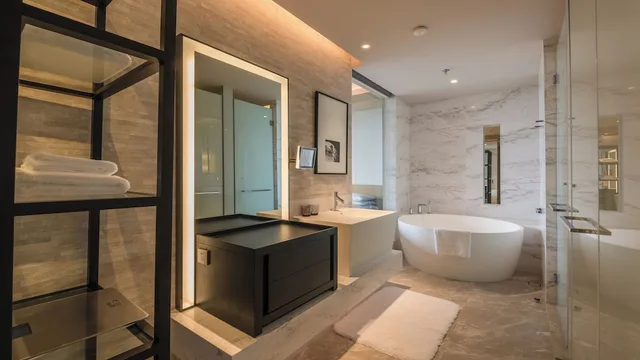 غرفة بسرير كينج بإطلالة على الجبل، Renaissance Suzhou Taihu Lake Hotel 2/2