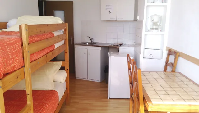 2 Bedrooms, Apartment, 2 Double Beds, South View، LE FONTENAY 2/3