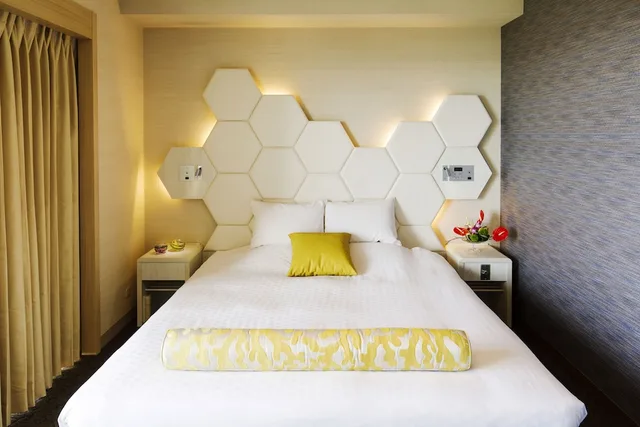 Room, Double Bed, East Wing، Laguna Garden Hotel 2/4