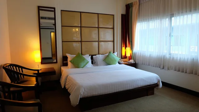 جناح بريميير بسرير مزدوج، GRAND BUSINESS INN 9/10