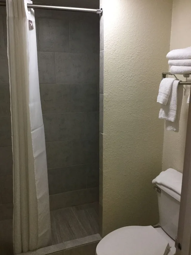 غرفة بسرير كينج لذوي الإعاقة، Americas Best Value Inn Goodlettsville Nashville N 5/5