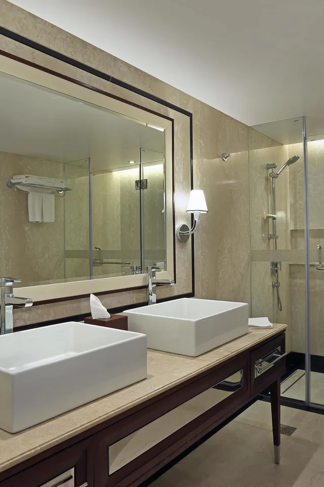 1 Bedroom, Executive, Suite, King Bed, Sheraton Grand Pune Bund Garden Hotel 4/6
