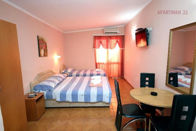 استوديو بإطلالة على البحر، Apartments Kojic 7/10