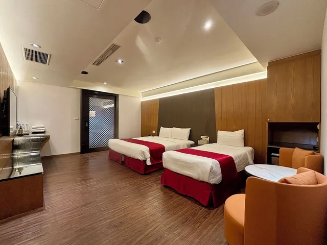 غرفة كلاسيكية ثلاثية بسرير كوين وسرير فردي، Jinspa Resort Hotel 2/8