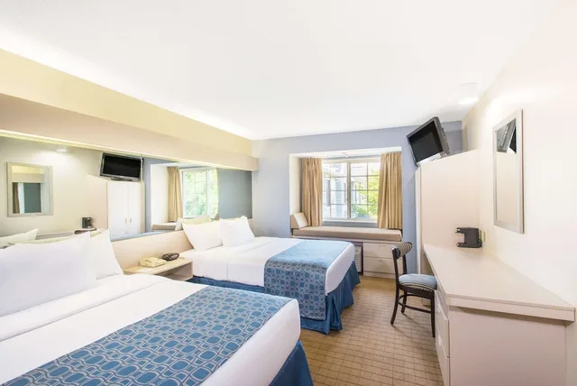 Room, 2 Queen Beds, Microtel Inn & Suites by Wyndham Seneca Falls 3/4