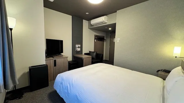 Room, Queen Bed, Hotel Route Inn Grand Nagoya Fujigaoka Station 2/3