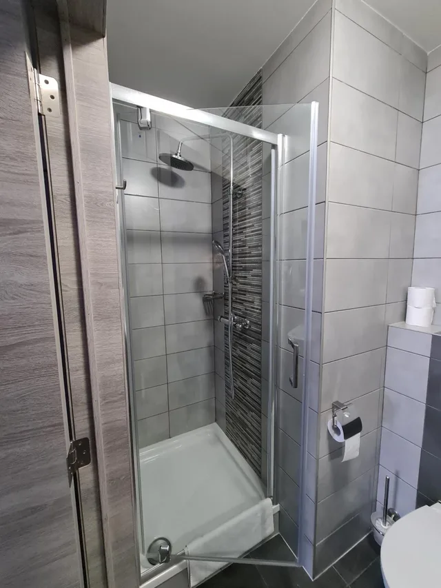 غرفة ثلاثية بسرير فردي، Hotel City Center 7/8