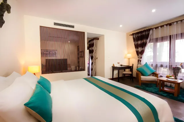 Spa, Cabana, Suite, Queen Bed, The Privilege Boutique 1/2
