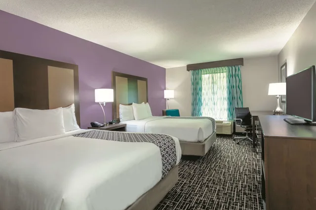 Room, 2 Queen Beds, La Quinta Inn & Suites by Wyndham Covington 2/9