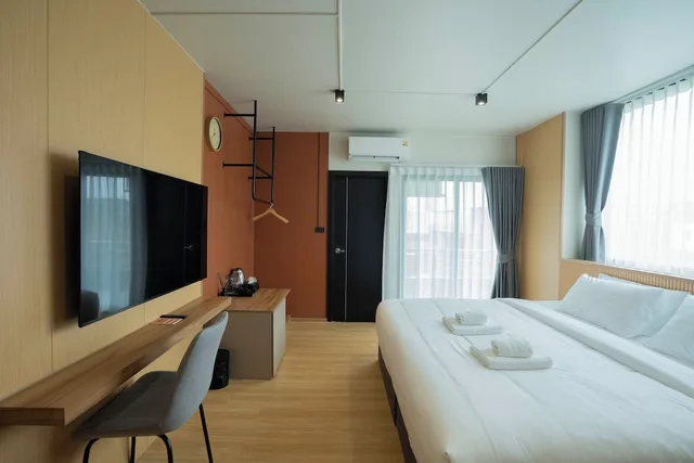 غرفة قياسية بسرير كينج، Infinite Hotel at Ratchada 2/10
