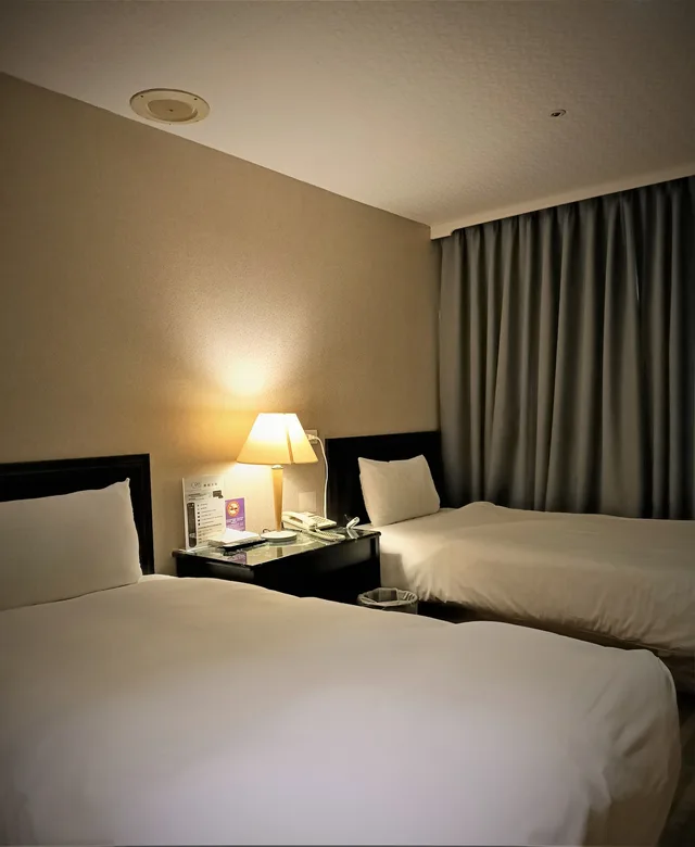 Standard, Twin Beds, Well Garden Hotel 1/3