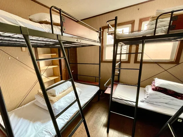 Female Dorm, Female Only, 3 Bunk Beds، Iza Kamakura Guest House & Bar 1/1