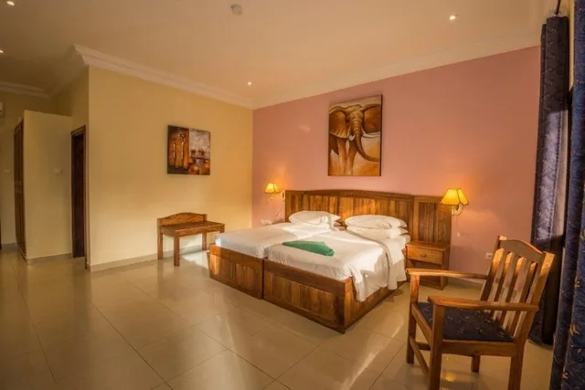 غرفة سوبيريور ديلوكس ثلاثية بثلاثة أسرّة، Senegambia Beach Hotel 1/2