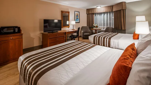 غرفة بسريرين كوين، Best Western Plus Ottawa City Centre 6/10