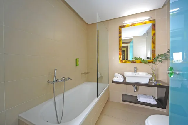 جناح جونيور بإطلالة على البحر، Steris Elegant Beach Hotel 3/8
