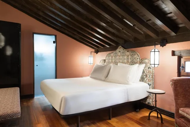 جناح جونيور بسرير كينج مع أريكة، Hotel Palacio de Santa Paula Autograph Collection 2/3
