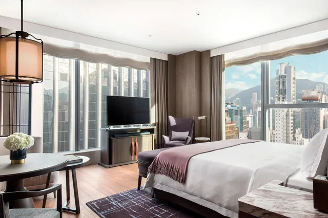 غرفة ركنية بسرير كينج بإطلالة على المدينة، The St. Regis Hong Kong 3/5