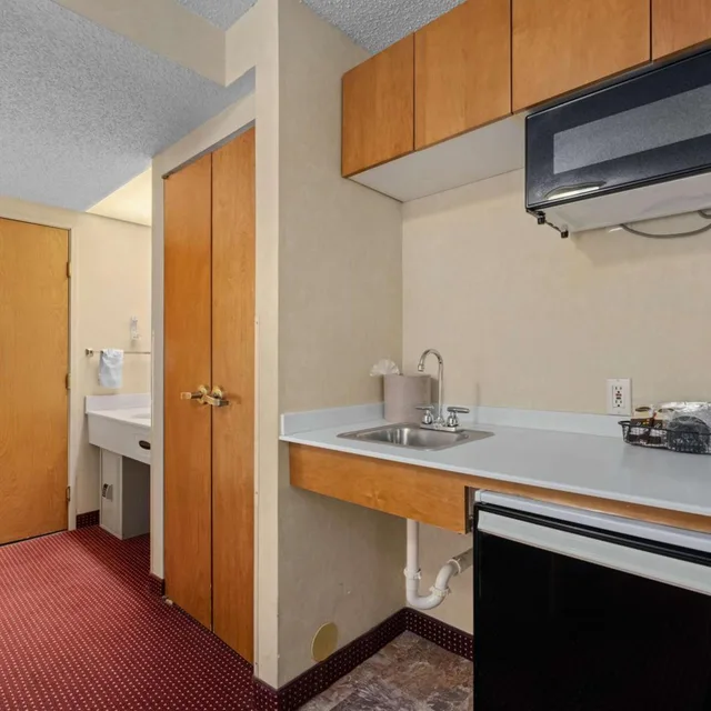 Deluxe, Suite, Queen Bed, Americinn By Wyndham Denver Airport 5/5