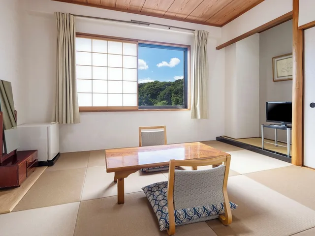 غرفة يابانية بفرشتي فوتون، Matsuura City Hotel 1/2