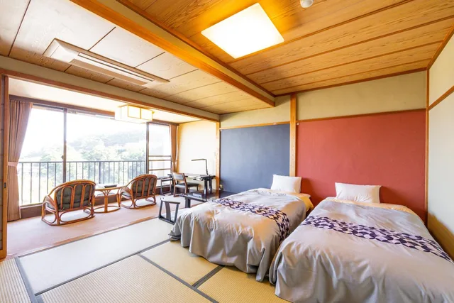 غرفة يابانية بسريرين منفصلين، Atagawa Prince Hotel 2/2