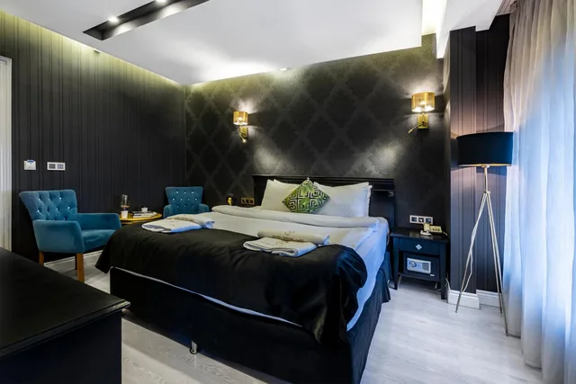 غرفة تنفيذية ثلاثية، Hotel Goldengate Topkapi 1/8