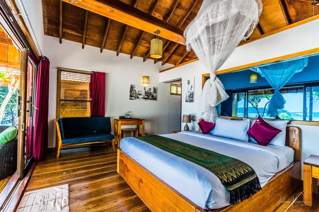 Villa, King Bed, Beach Front، Sol Beach Resort 2/3