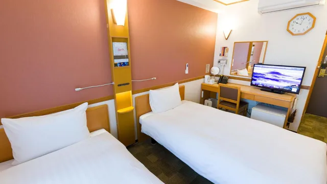 غرفة بسريرين منفصلين، Toyoko Inn Yamagata-eki Nishi-guchi 2/10