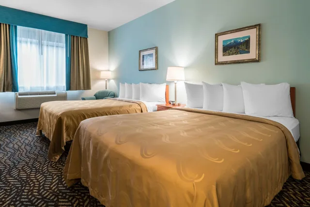 غرفة قياسية بسريرين كوين، Quality Inn & Suites Sequim at Olympic National Park 3/5