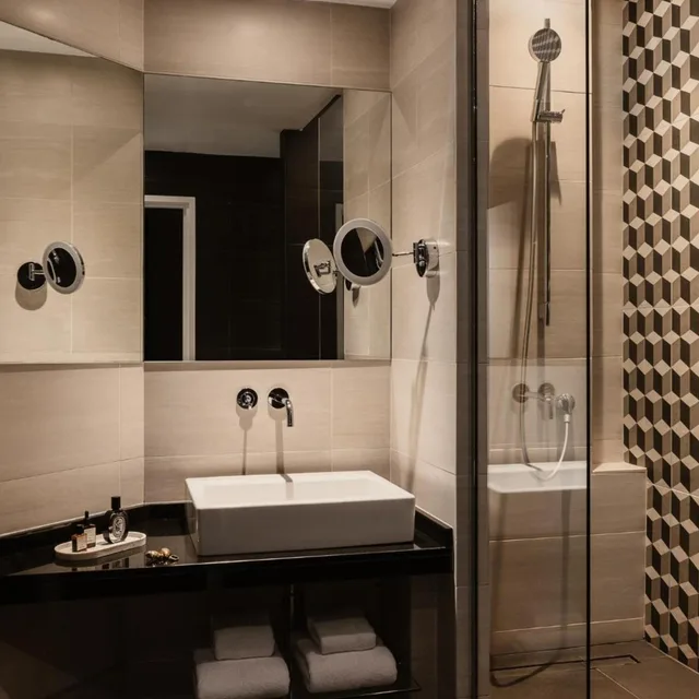 Classic room, Bourgogne Hotel and Montana 9/10