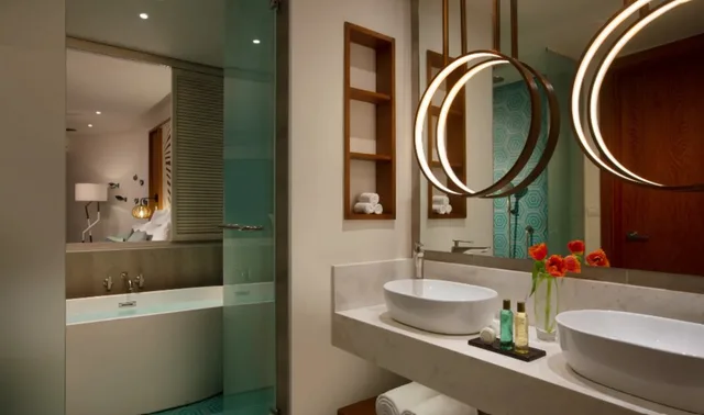 جناح جونيور بسرير مزدوج بإطلالة جزئية على البحر، Dreams Macao Beach Punta Cana 3/3
