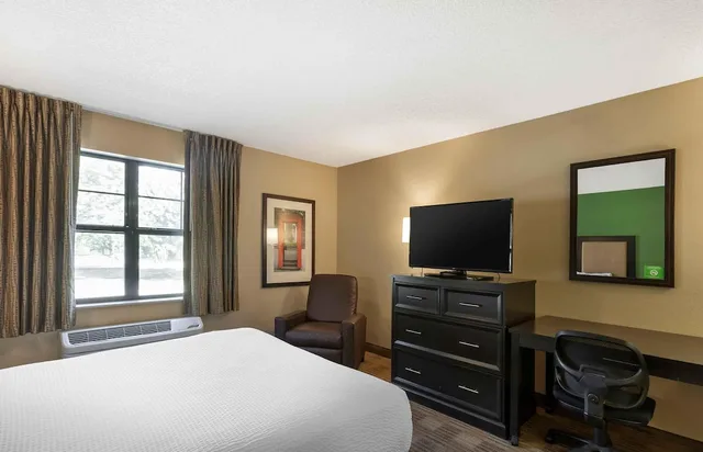 استوديو بسرير كوين، Extended Stay America - Boise - Airport 3/5