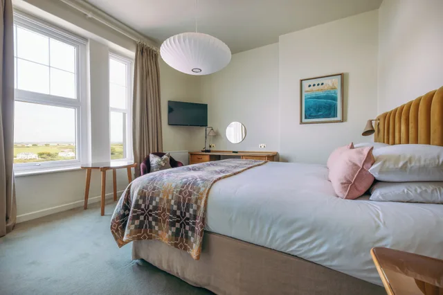 Room, Twin Beds, Inland View، Polurrian Bay Hotel 1/5