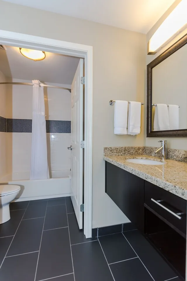 2 Bedrooms, Suite, 1 King and 2 Double Beds, Kitchen, Staybridge Suites Grand Forks 3/6