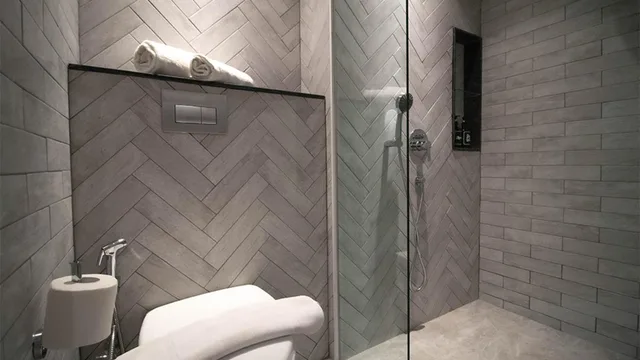 لوفت، Harbour Ville Hotel Hamilton - Lavender 5/6