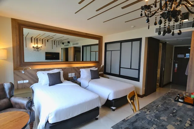 Connecting, Art, Family, Twin Beds، Art Mai Gallery Nimman Hotel 7/10
