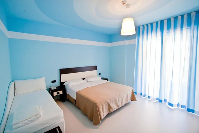 غرفة سوبيريور رباعية، Hotel Leonardo &amp; Residenza Marconi 2/6