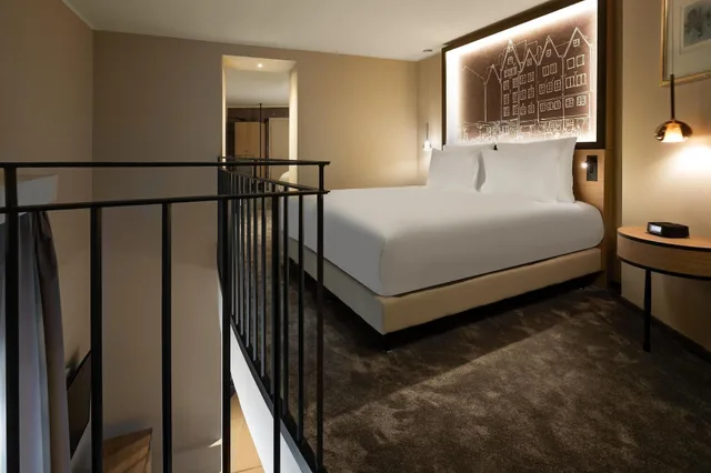 Duplex, Art, Suite، Hotel Wasserturm Cologne Curio Collection By Hilton 2/3