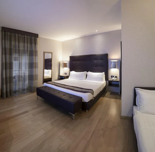 غرفة كومفورت ثلاثية، Rome Airport Hotel Fiumicino 1/2